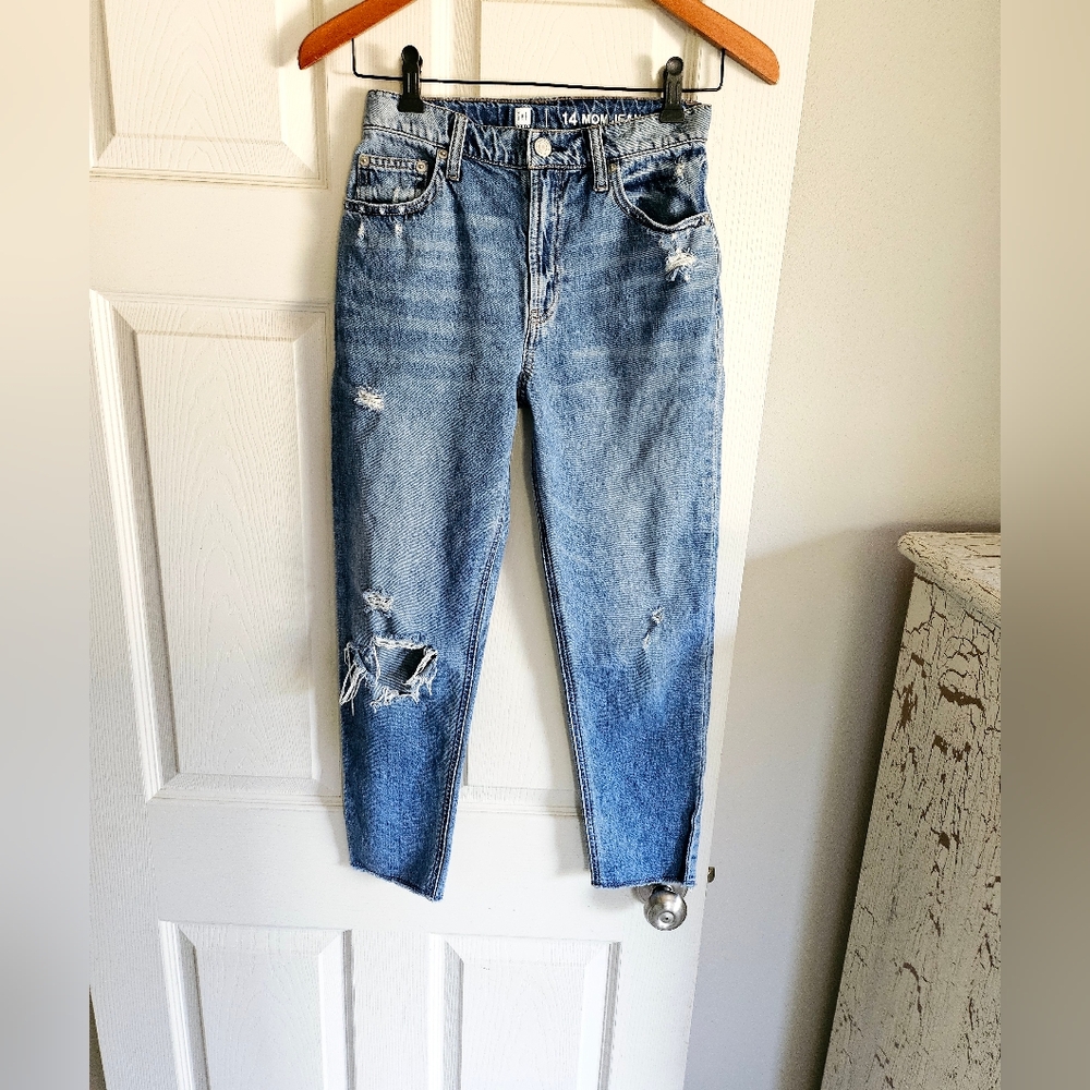3/$15 Gap 14 Mom Distressed Jean Excellent Condition